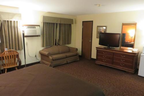 Hotel Americinn Forest Lake