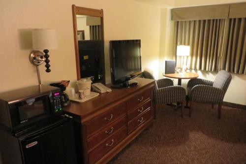 Hotel Americinn Forest Lake