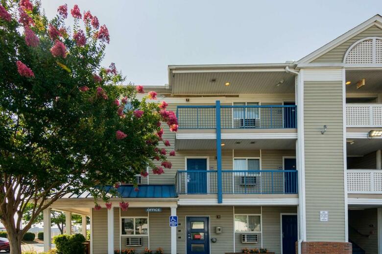 Suburban Extended Stay Hotel Fayetteville