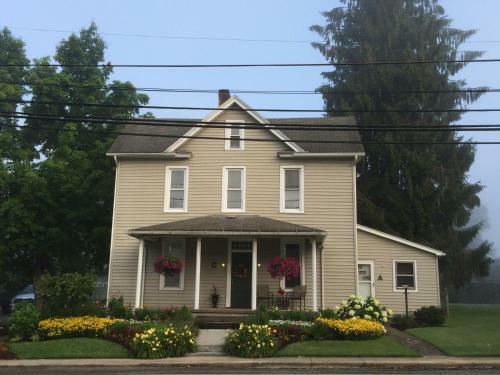 Hostal Homestead Inn Guest House