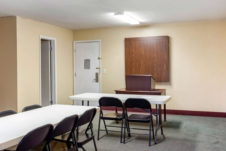 Hotel Econo Lodge - Burlington