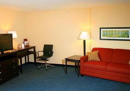 Hotel Comfort Suites Lincoln East