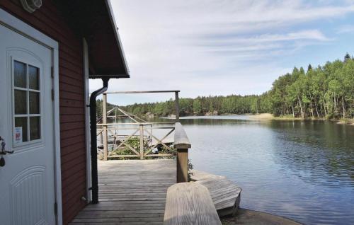 Holiday Home Laxforsen �lvs�kersv. Kungsbacka