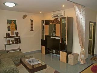 Thomas Udon Thai House Resort & Hotel