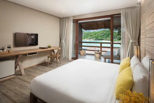 Hotel Beach Club By Haadtien