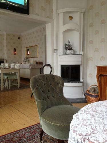 Hostal Hotell Floras Tr�dg�rd