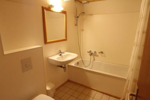 Hostal B&B Swisschalet Montana