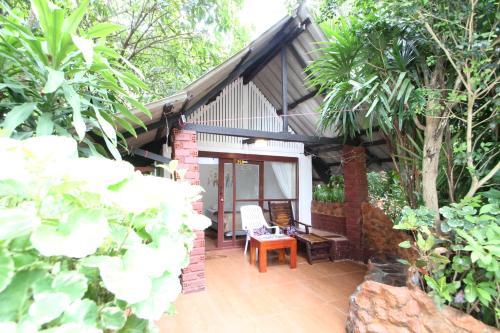 Hotel Pine Bungalow Krabi