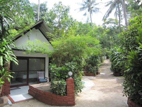 Hotel Pine Bungalow Krabi