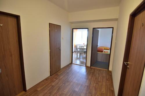 Hostal Penzion Na Rozcest�