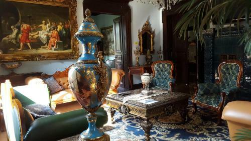 Hostal Romantic Chateau Krasna Lipa