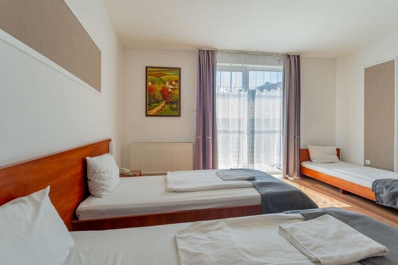 Triple M Hotel