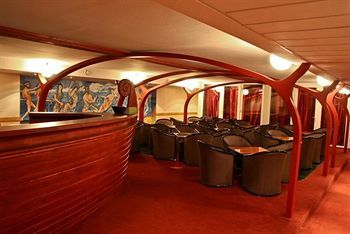 Aquamarina Hotel