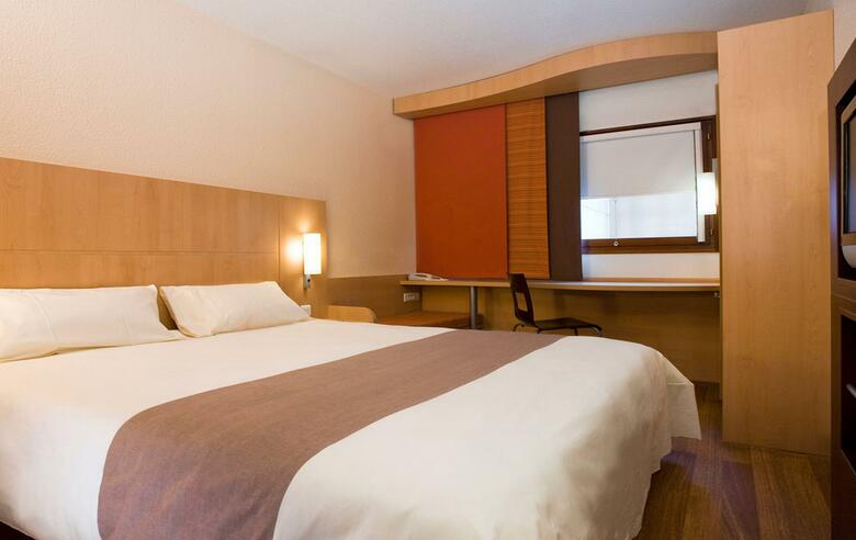 Hotel Ibis Paris Bastille Opera 11�me