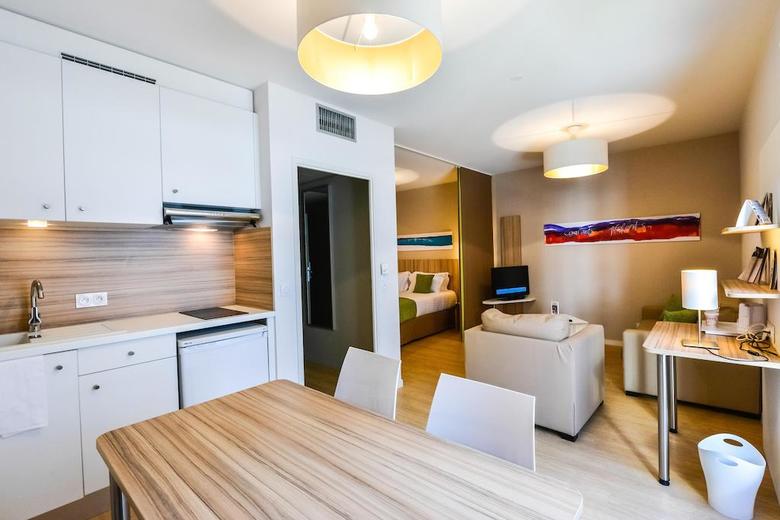 Residencia Quality Suites Lyon 7 Lodge