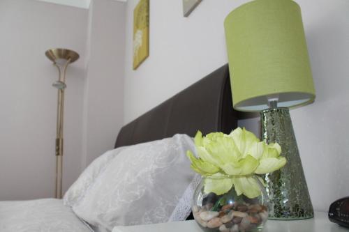Hostal Faviere Guest House