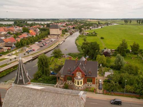 B&B M�hlenvilla Am B�tzower Hafen