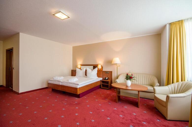 Avalon Hotelpark K�nigshof
