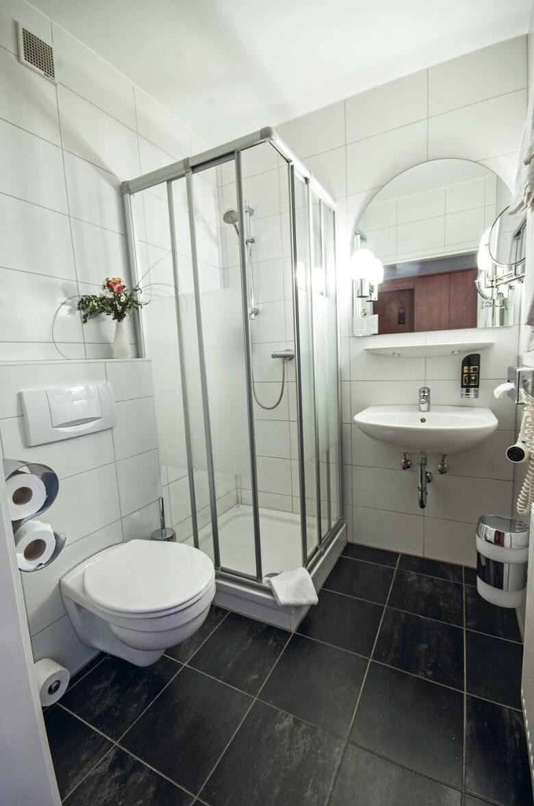 Avalon Hotelpark K�nigshof