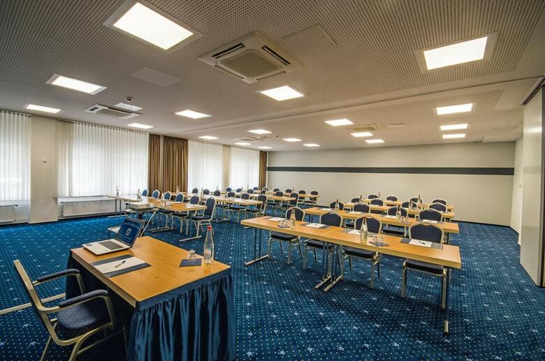 Avalon Hotelpark K�nigshof