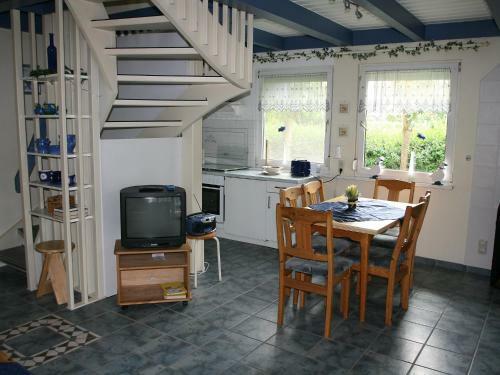 Three-bedroom Villa Cuxland Ferienpark 1
