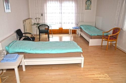 Hostal 1a Zimmervermietung Bad M�nder