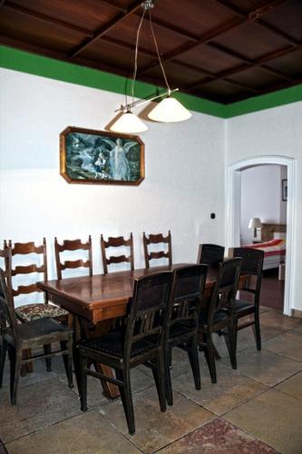 Hostal 1a Zimmervermietung Bad M�nder