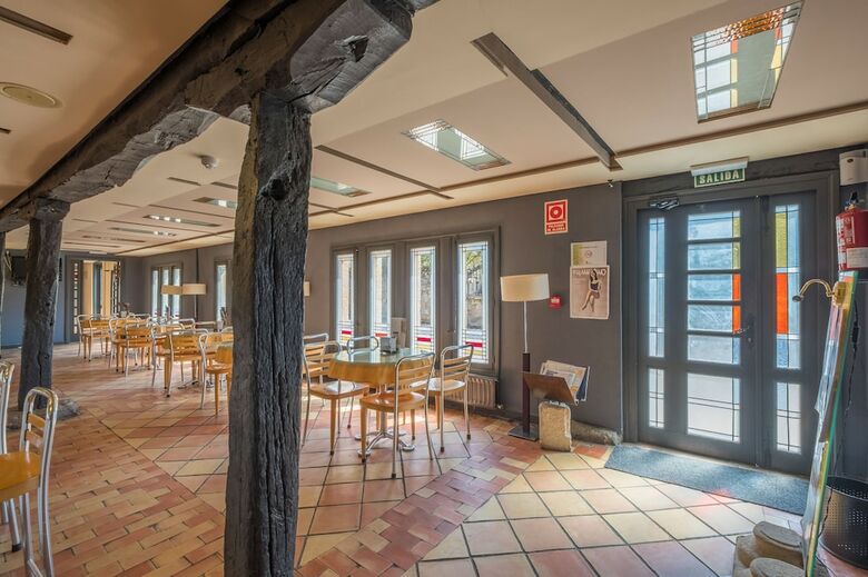 Hotel Posada Santa Maria La Real