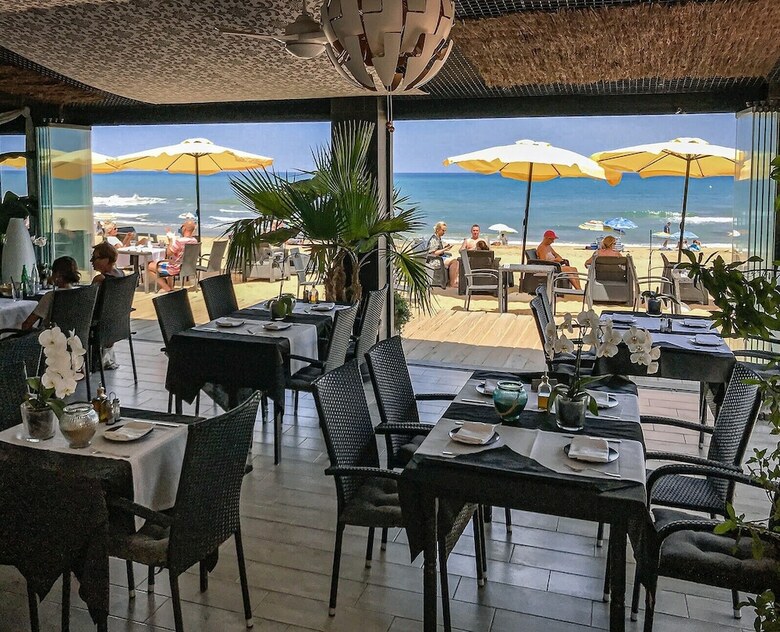 Aparthotel Lloyds Beach Club