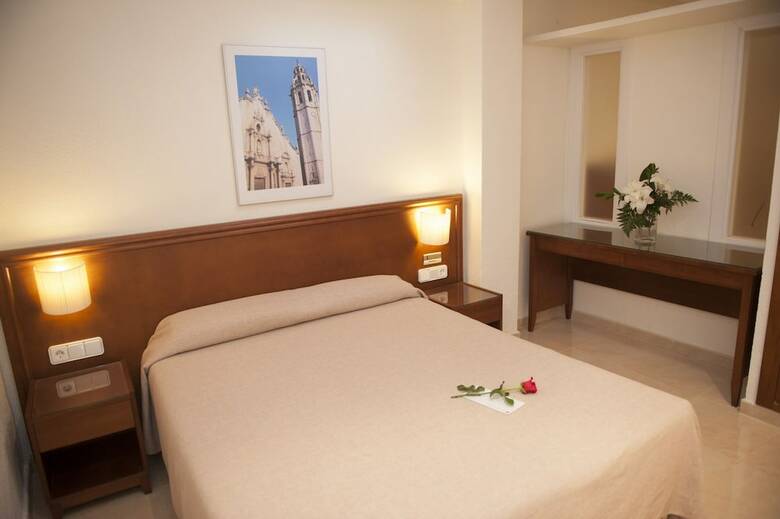 Aparthotel Lloyds Beach Club