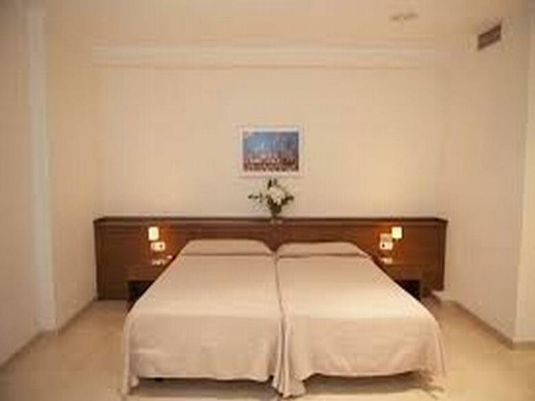 Aparthotel Lloyds Beach Club