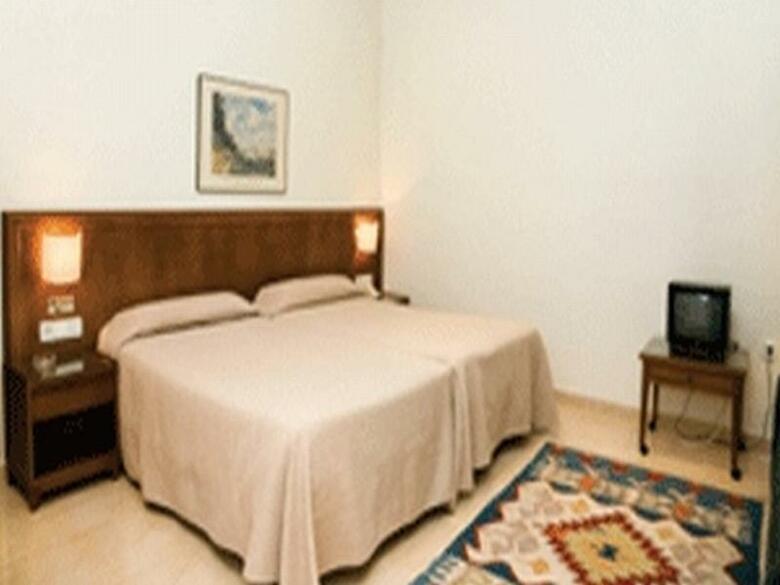 Aparthotel Lloyds Beach Club