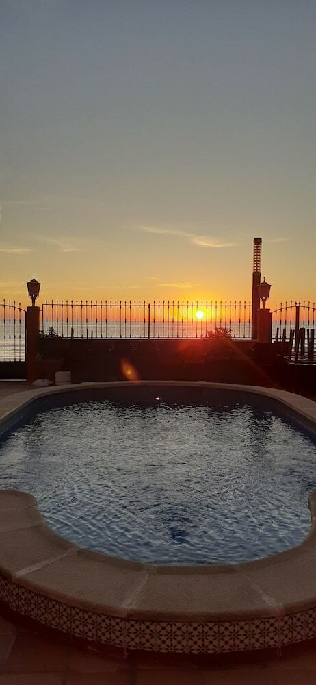 Aparthotel Lloyds Beach Club