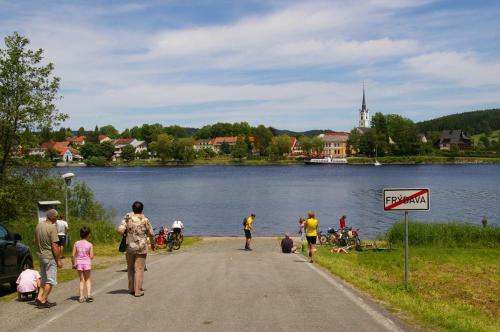 Hostal Penzion U Lipna