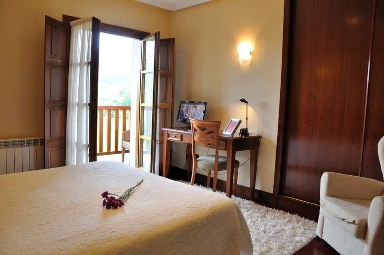 Hotel Puerta Del Oriente