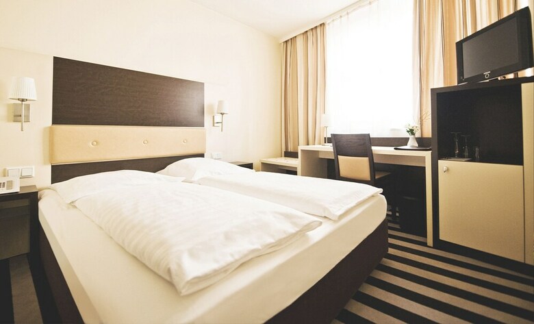 Hotel Bristol