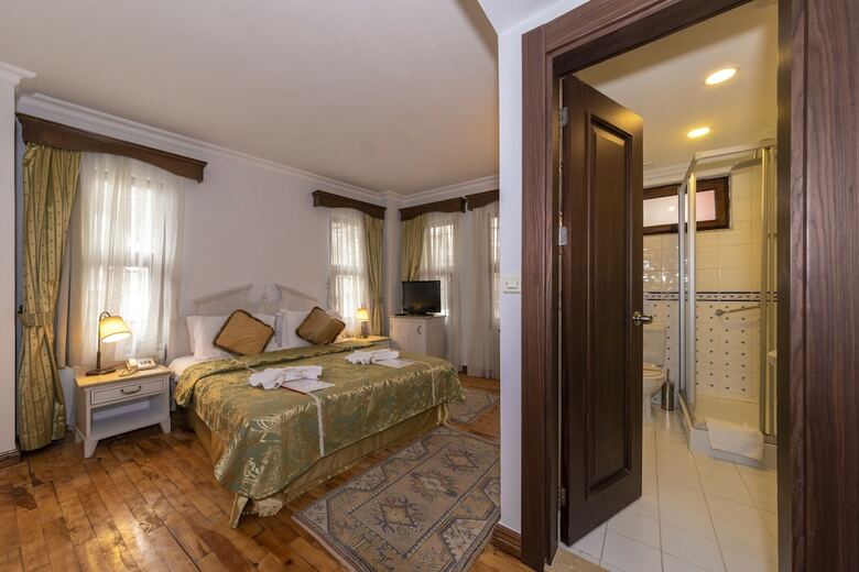 Arena Hotel