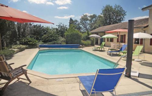 Holiday Home Moulin Cacaud N-609