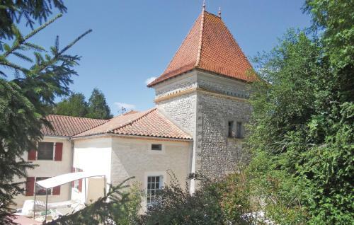 Holiday Home Moulin Cacaud N-609