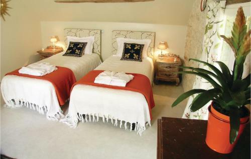 Holiday Home Les Farges O-592