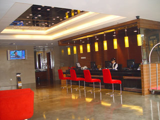 Longwu Jingpin Hotel