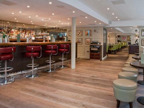 Hotel London City Suites