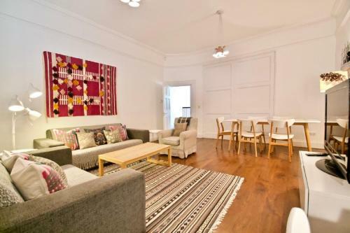 Gower Street Apartments