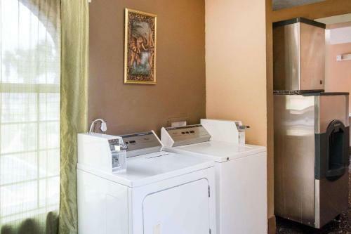 Hotel Howard Johnson Fort Sam Houston/at&t Center