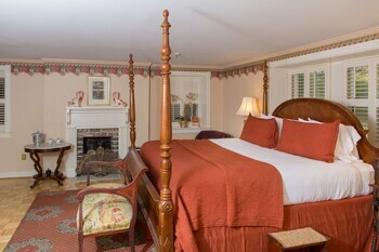 Bed & Breakfast Ballastone Inn