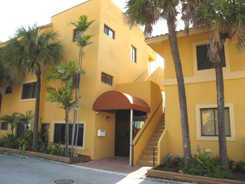 Hotel Hollywood Sands Resort