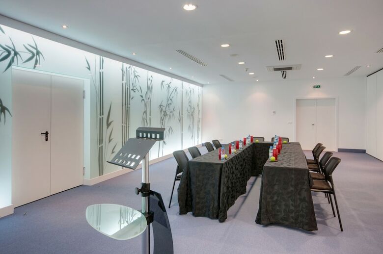 Hotel Coimbra Aeminium, Affiliated By Meli�