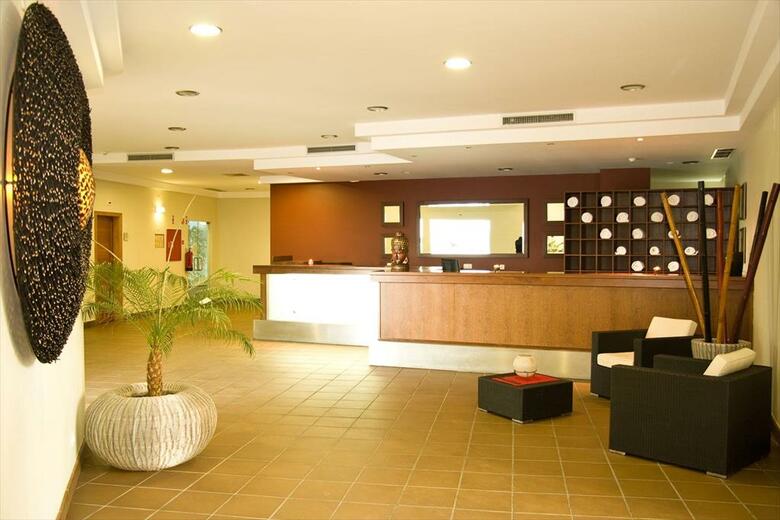 Hotel Cerro Mar Garden
