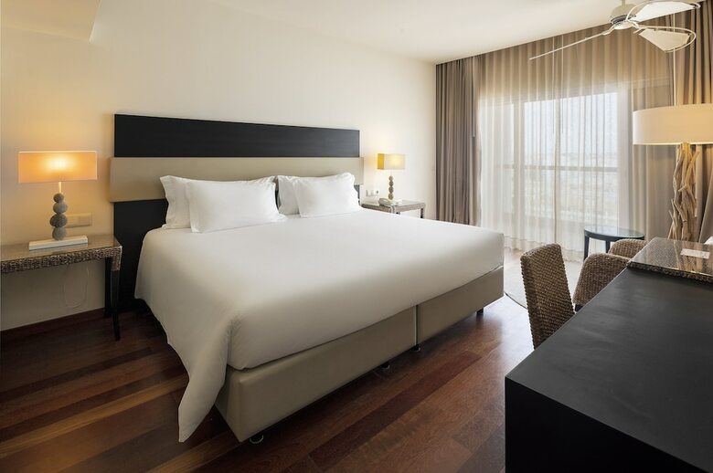 Vilamoura Beach Hotel