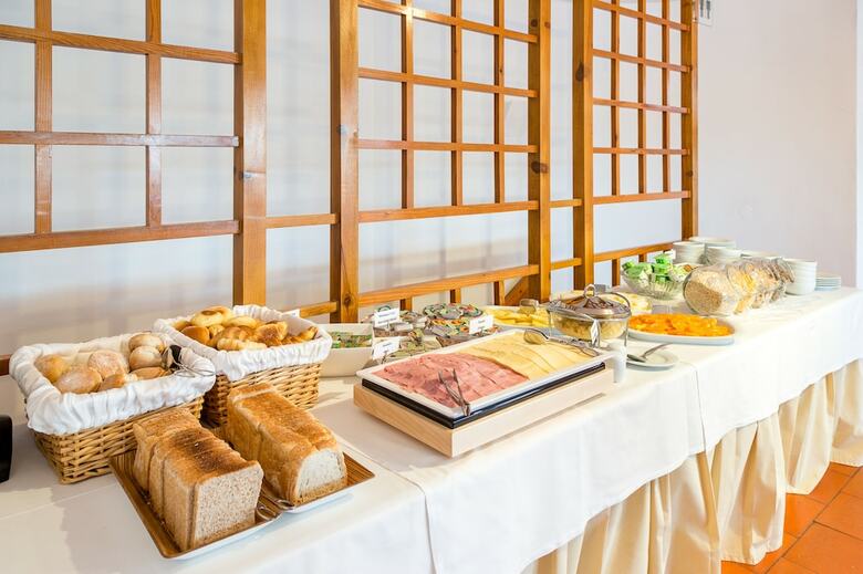 Hotel Pinhal Da Marina